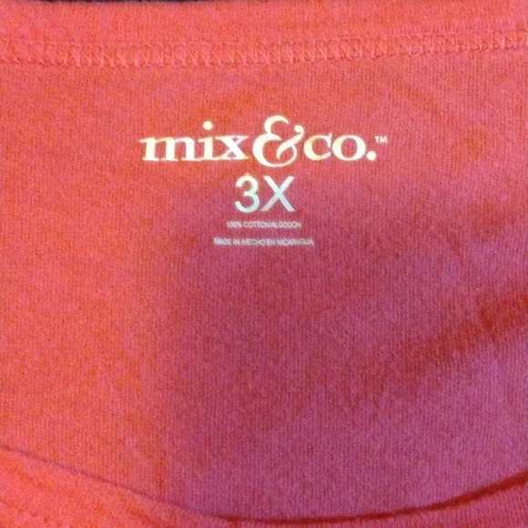 Bundle of 7 Long Sleeve Ladies Tees Sz. 3X - Picture 10 of 13